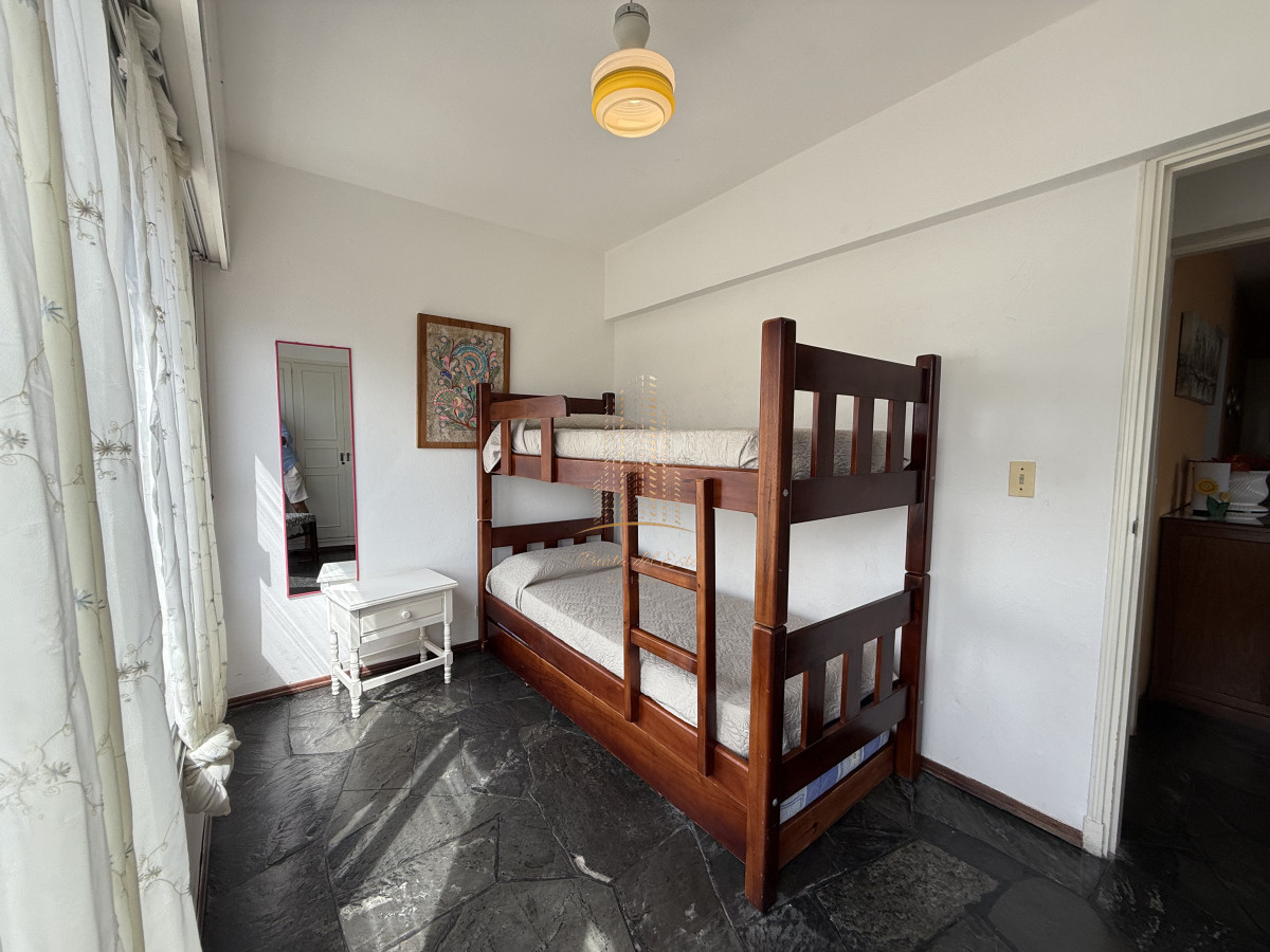 Apartamento ID.774 - Apartamento en venta en Peninsula, Punta del Este