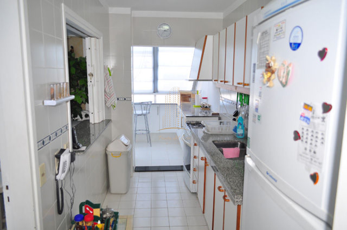 Apartamento ID.819 - Apartamento en playa brava para alquiler temporal en Punta del Este