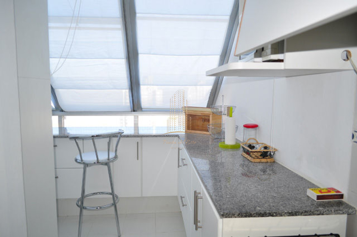 Apartamento ID.819 - Apartamento en playa brava para alquiler temporal en Punta del Este