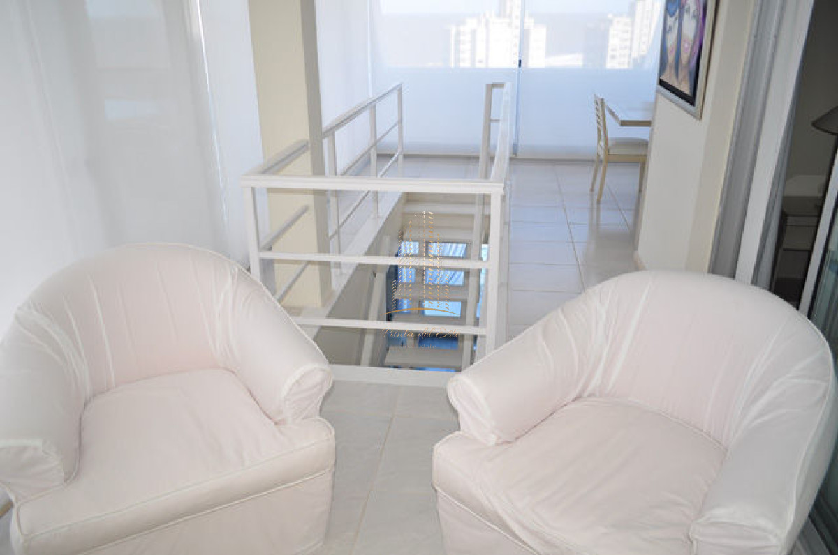 Apartamento ID.819 - Apartamento en playa brava para alquiler temporal en Punta del Este