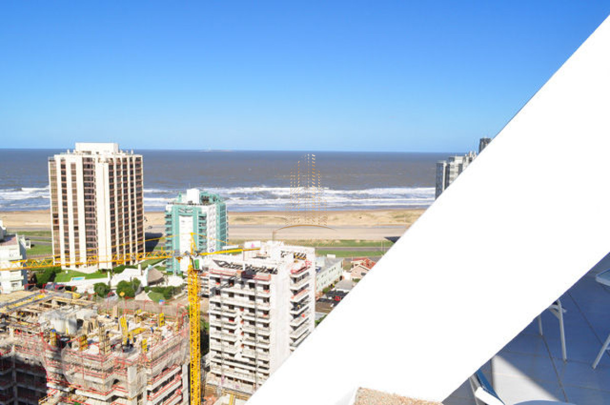 Apartamento ID.819 - Apartamento en playa brava para alquiler temporal en Punta del Este