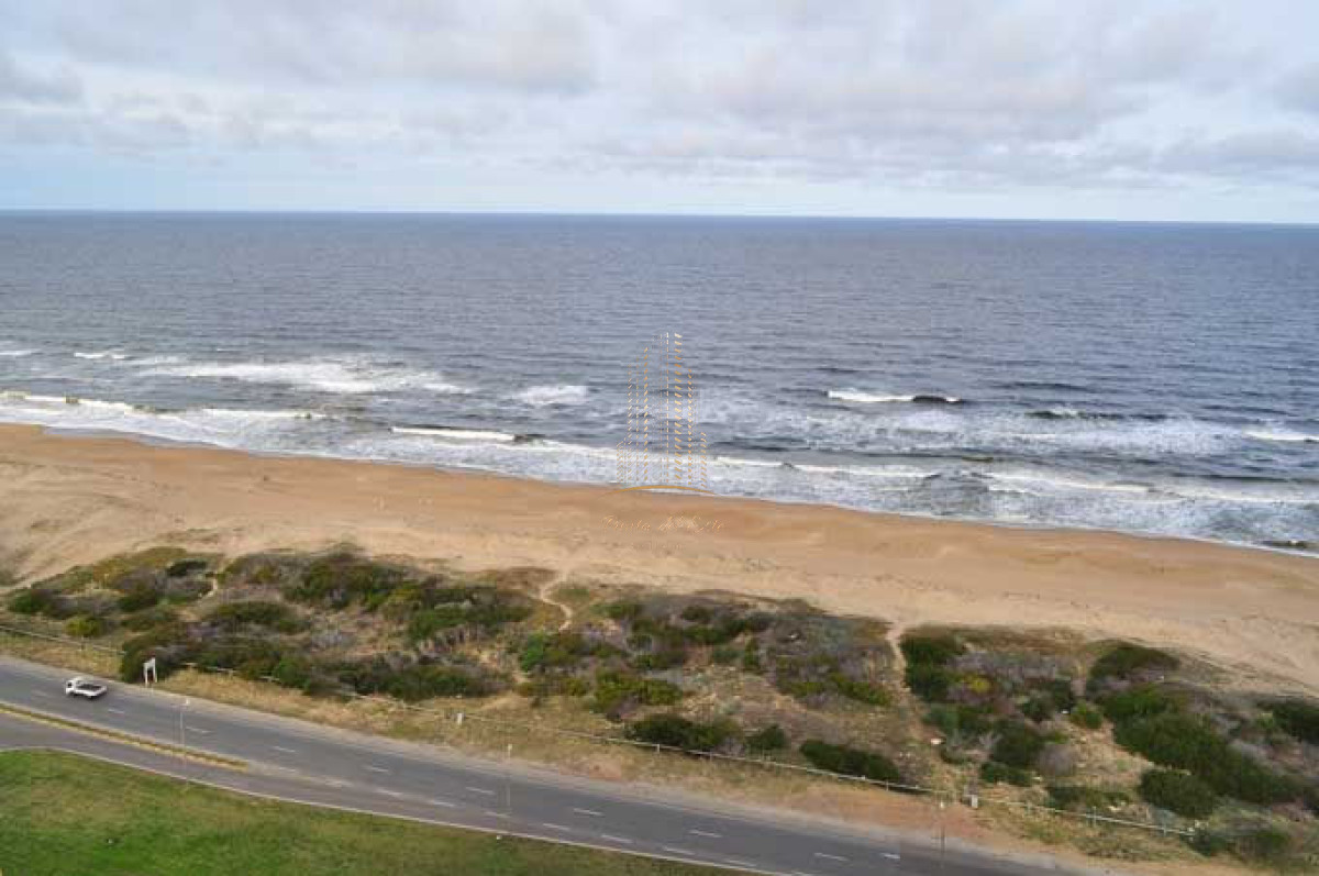 Apartamento ID.856 - Apartamento frente al mar, en Punta del Este para alquiler temporal