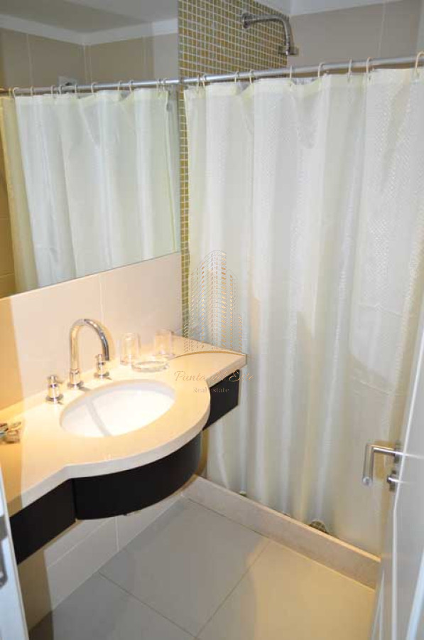 Apartamento ID.856 - Apartamento frente al mar, en Punta del Este para alquiler temporal