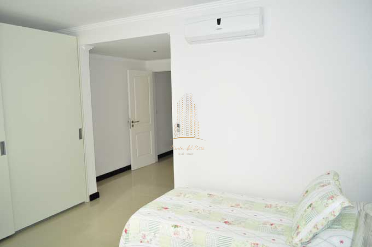Apartamento ID.856 - Apartamento frente al mar, en Punta del Este para alquiler temporal