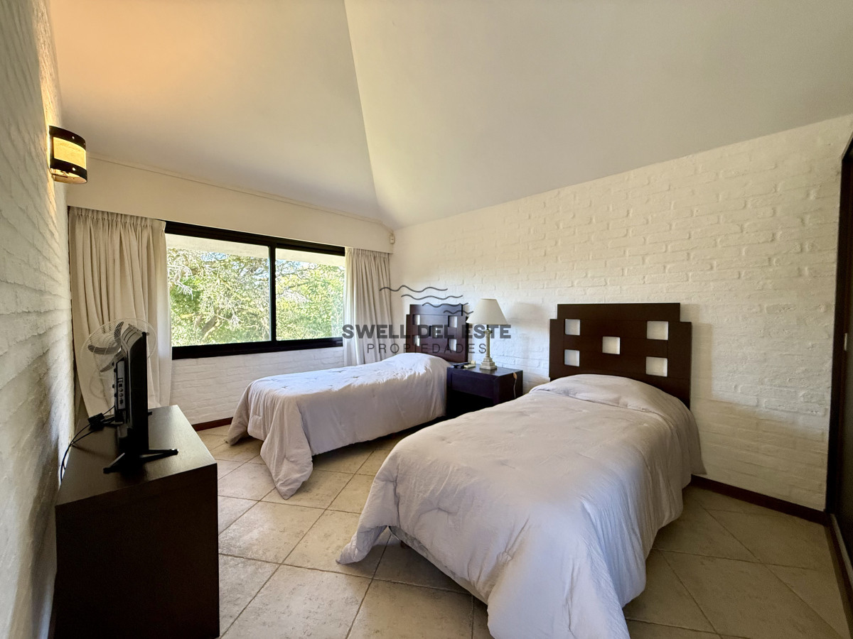 Casa ID.52 - Chalet en Rincón del Indio – A 500 metros del mar