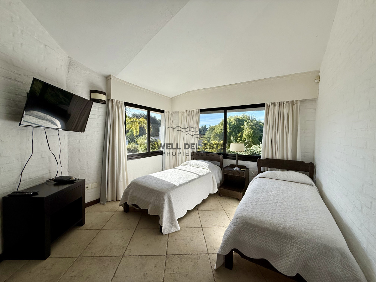 Casa ID.52 - Chalet en Rincón del Indio – A 500 metros del mar