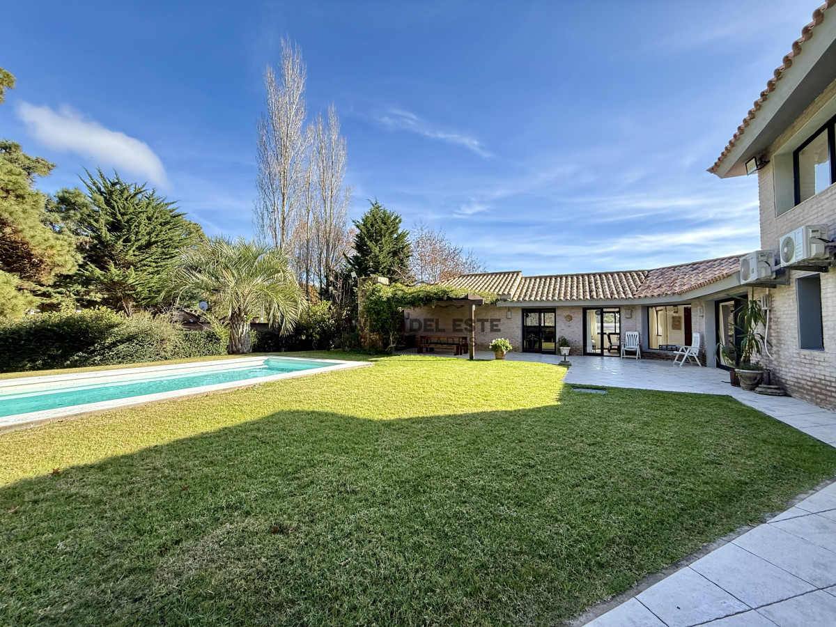 Casa ID.52 - Chalet en Rincón del Indio – A 500 metros del mar