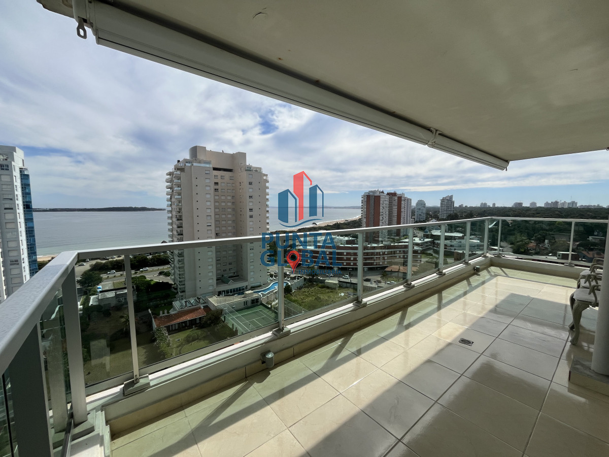 Apartamento ID.165 - Venta Apartamento 3 Dormitorios Punta del Este