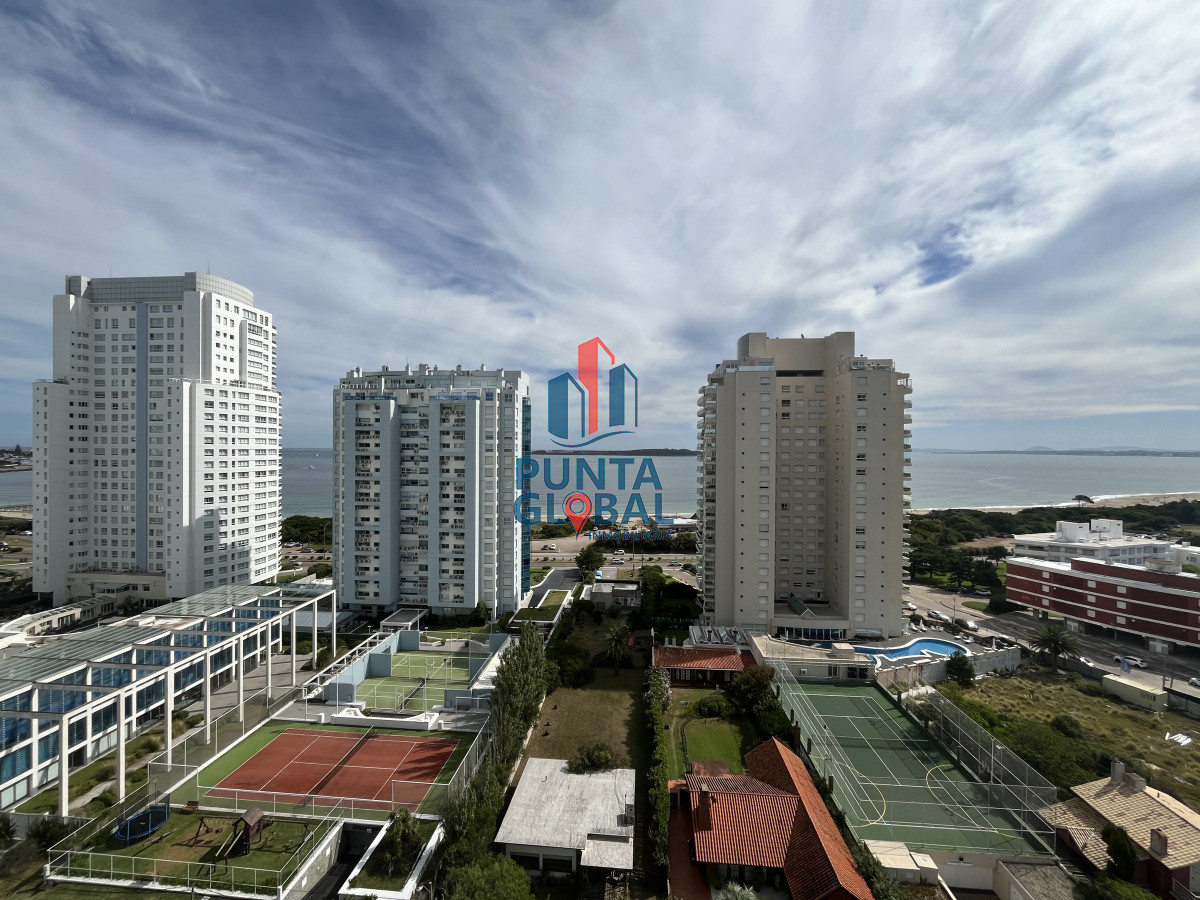 Apartamento ID.165 - Venta Apartamento 3 Dormitorios Punta del Este