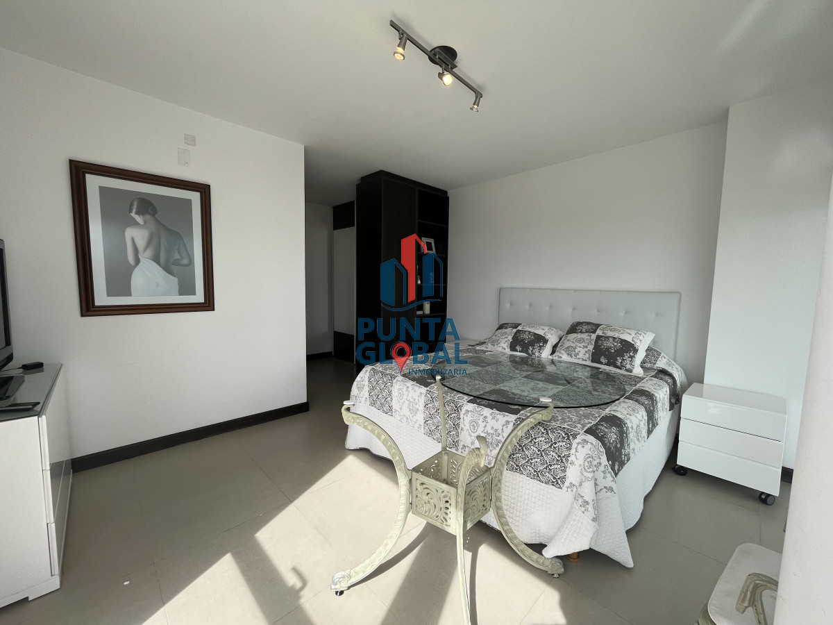 Apartamento ID.165 - Venta Apartamento 3 Dormitorios Punta del Este