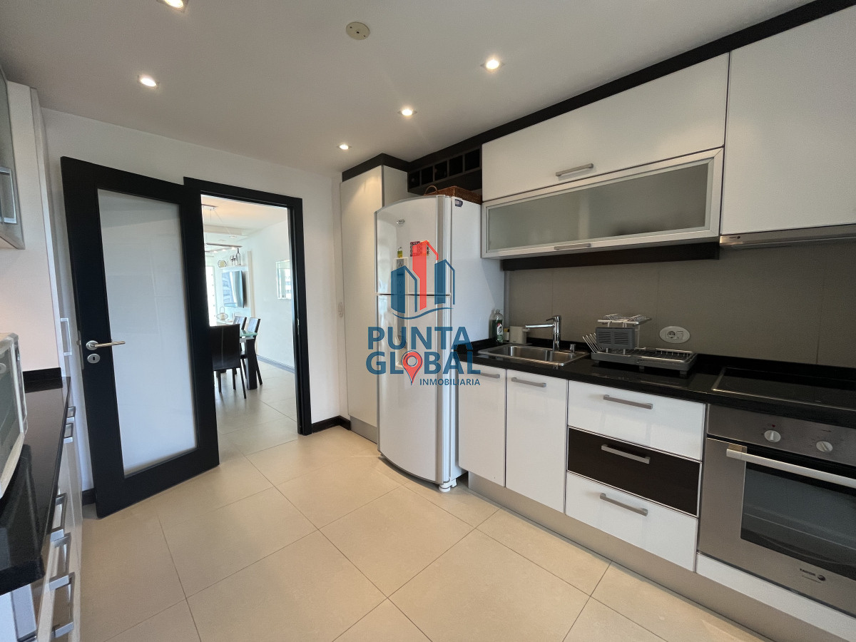 Apartamento ID.165 - Venta Apartamento 3 Dormitorios Punta del Este