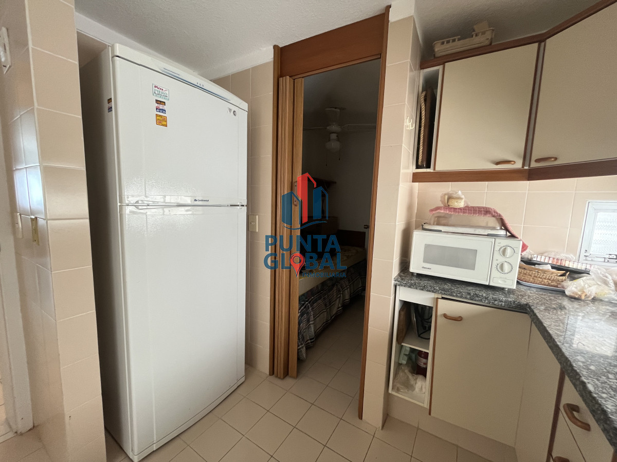 Apartamento ID.95 - con piscina,garage y serv de mucama,vista total al mar