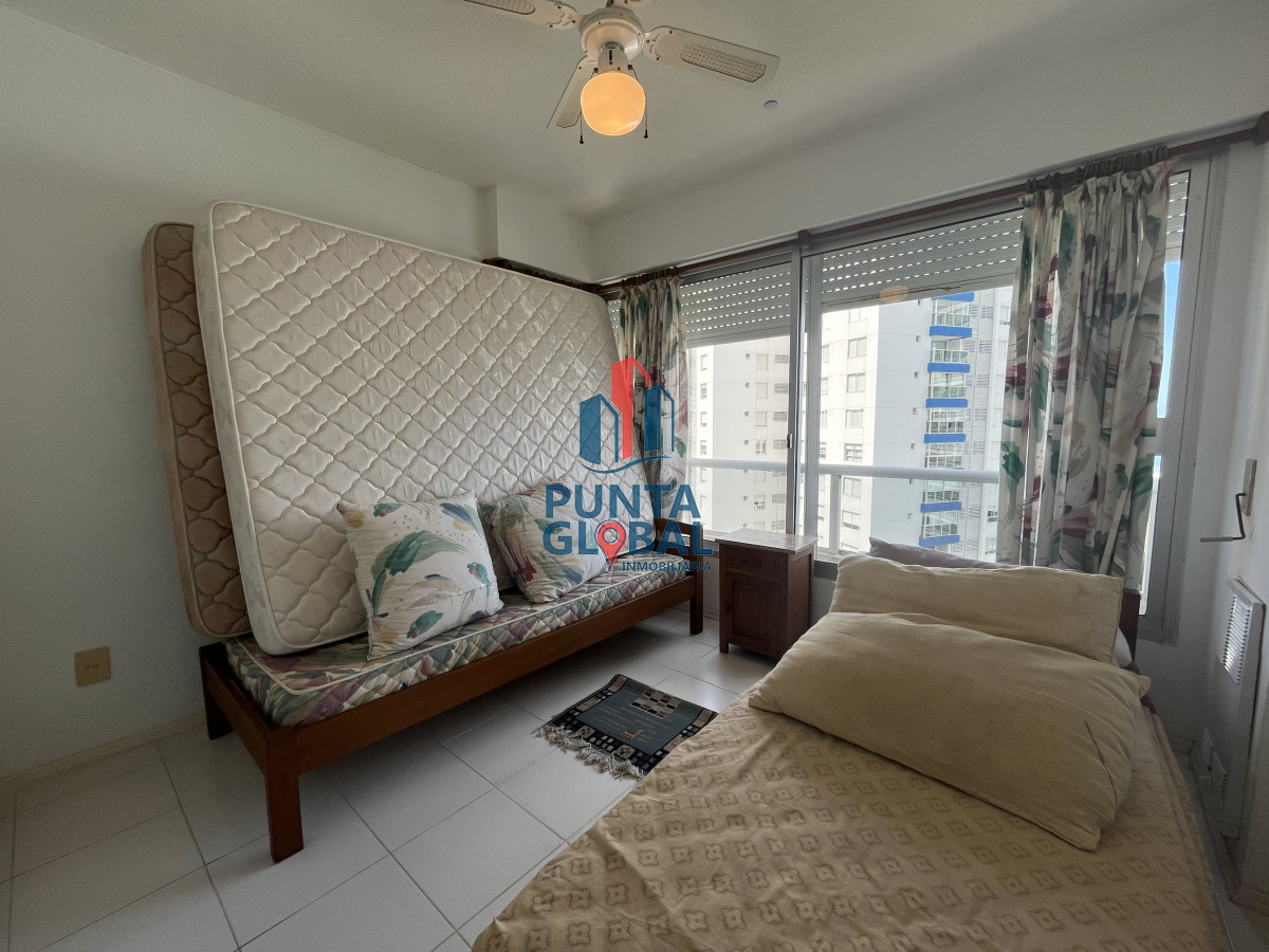 Apartamento ID.95 - con piscina,garage y serv de mucama,vista total al mar