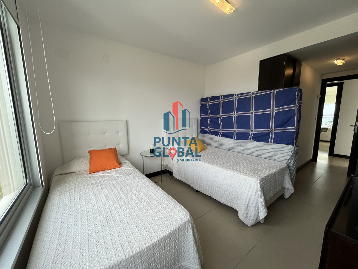 Apartamento ID.165 - Venta Apartamento 3 Dormitorios Punta del Este