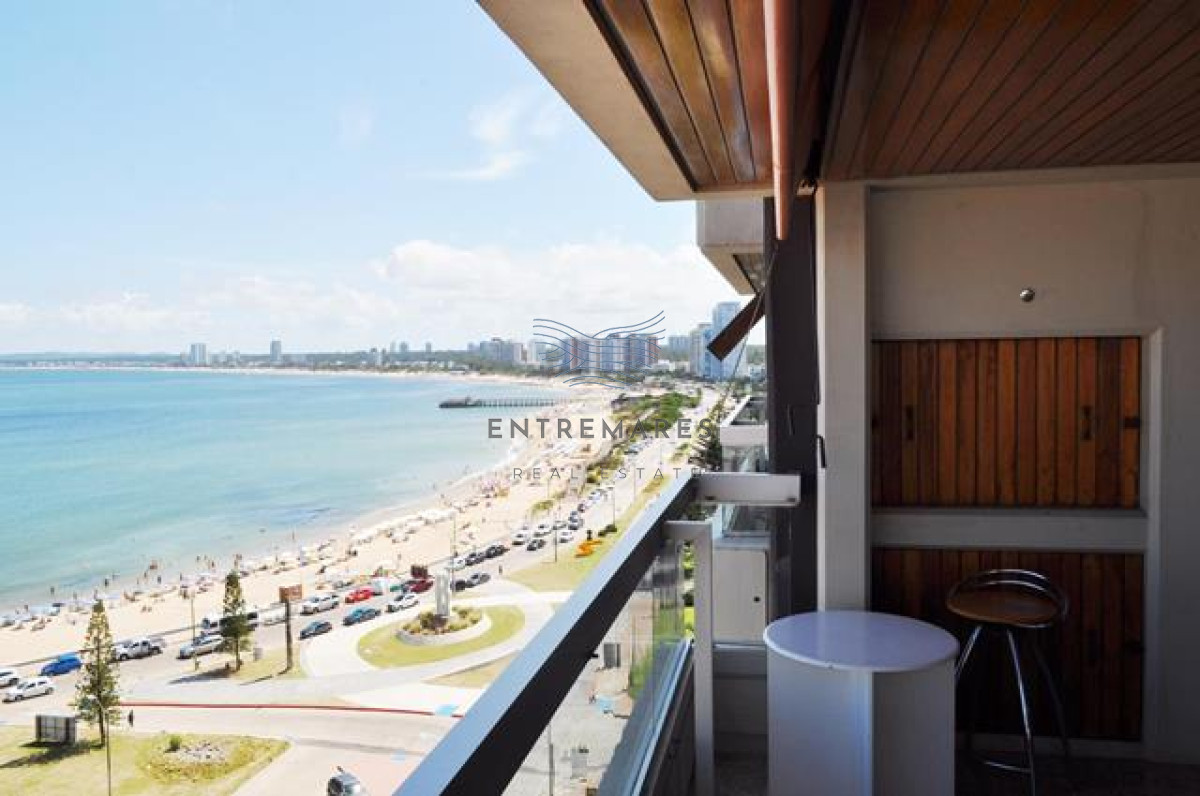 Apartamento ID.166 -   Excelente ubicación! con parrillero propio