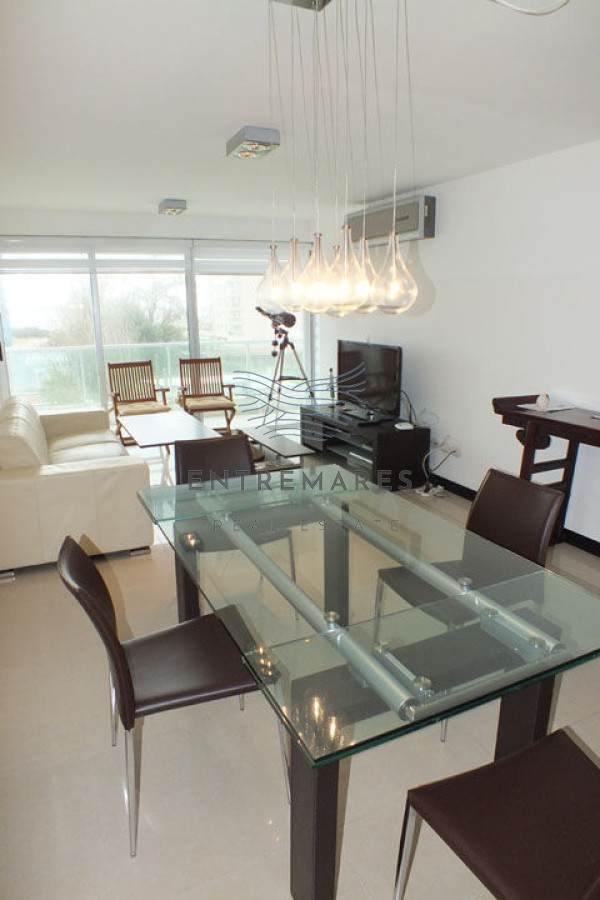 Apartamento ID.349 - Apartamento en Mansa, 2 dormitorios  con parrillero