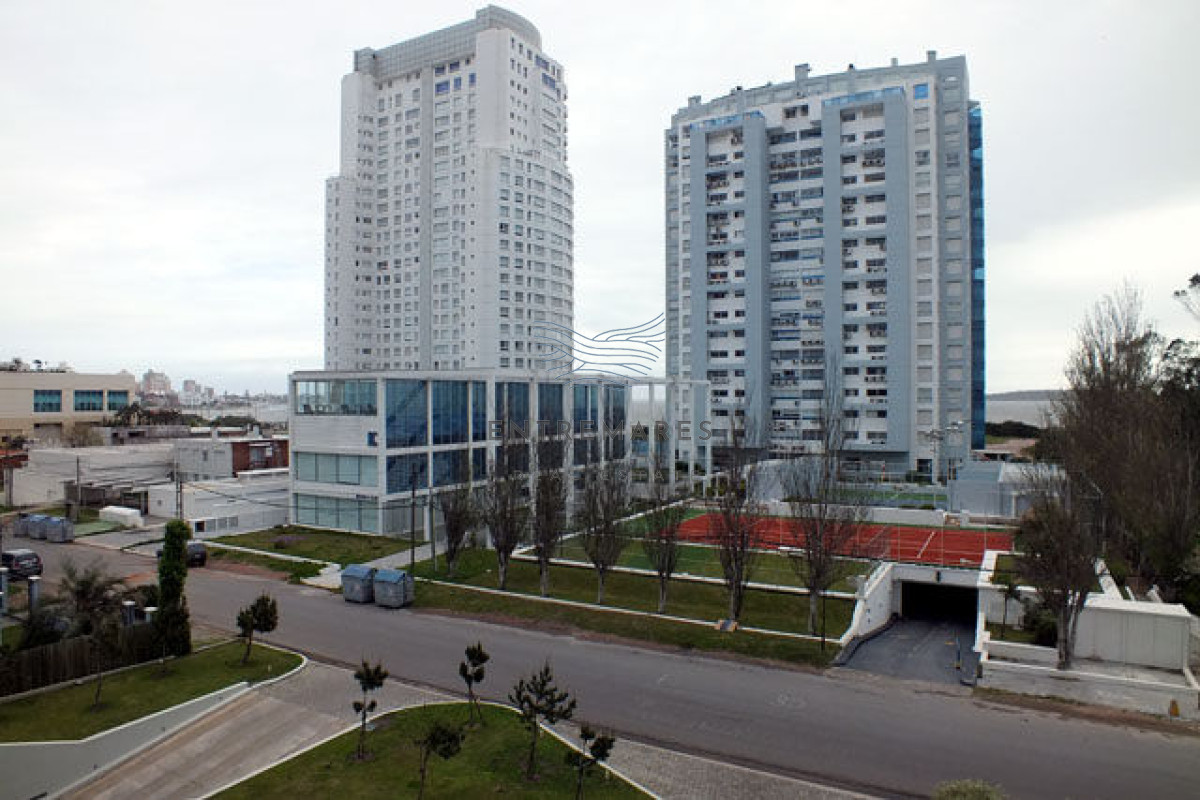 Apartamento ID.349 - Apartamento en Mansa, 2 dormitorios  con parrillero