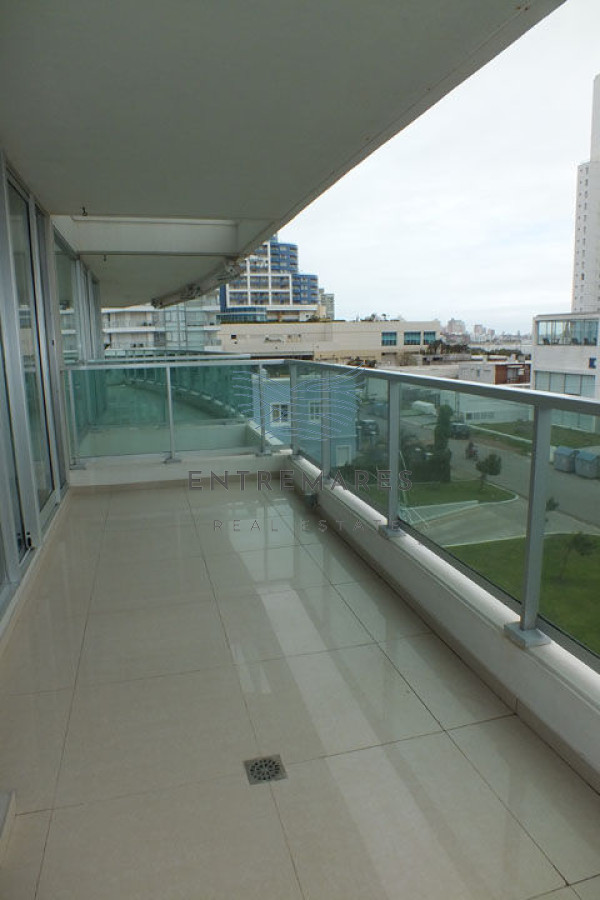 Apartamento ID.349 - Apartamento en Mansa, 2 dormitorios  con parrillero