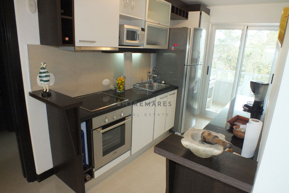 Apartamento ID.349 - Apartamento en Mansa, 2 dormitorios  con parrillero