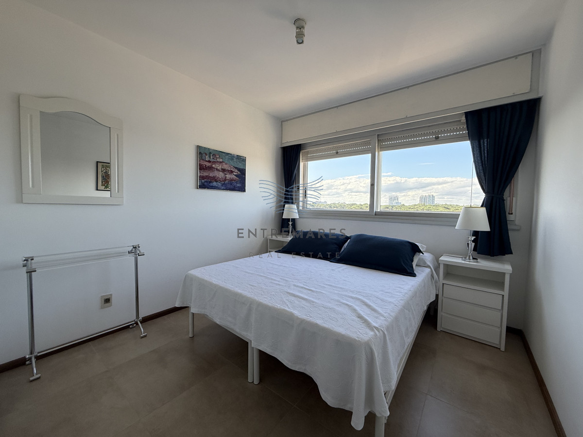 Apartamento ID.162 - Primera linea vista excelente con hermosa terraza amplia 