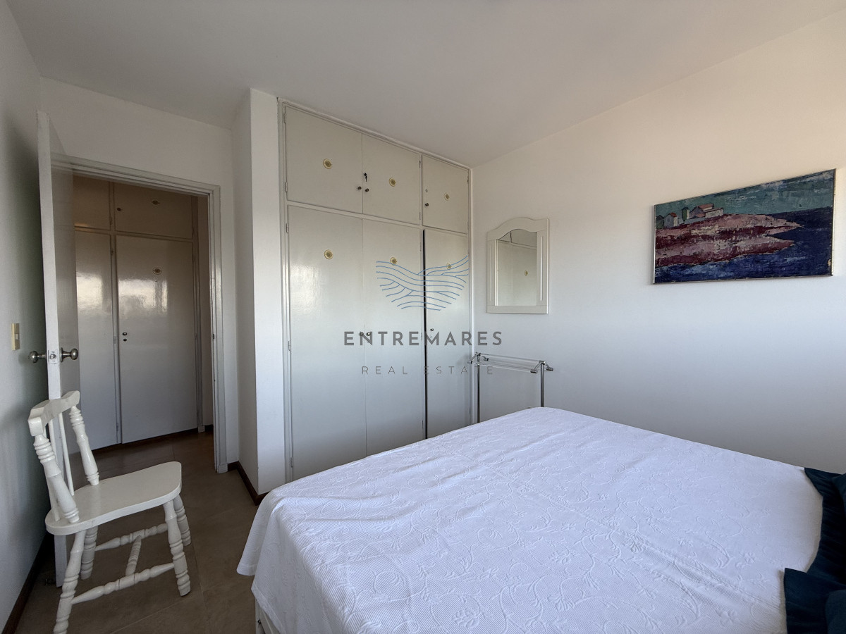 Apartamento ID.162 - Primera linea vista excelente con hermosa terraza amplia 
