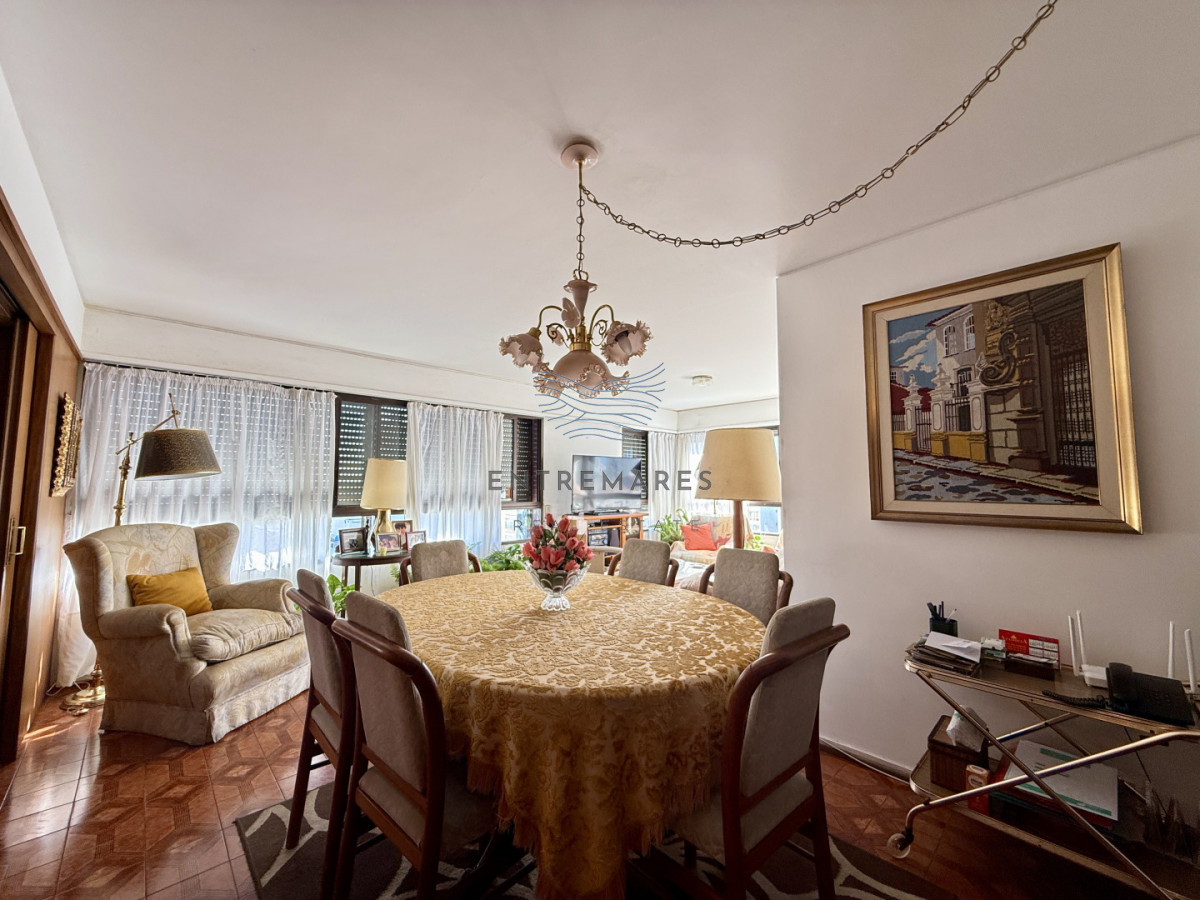 Apartamento ID.382 - Venta  Amplio Apartamento en Torre Amalfi  Playa Mansa