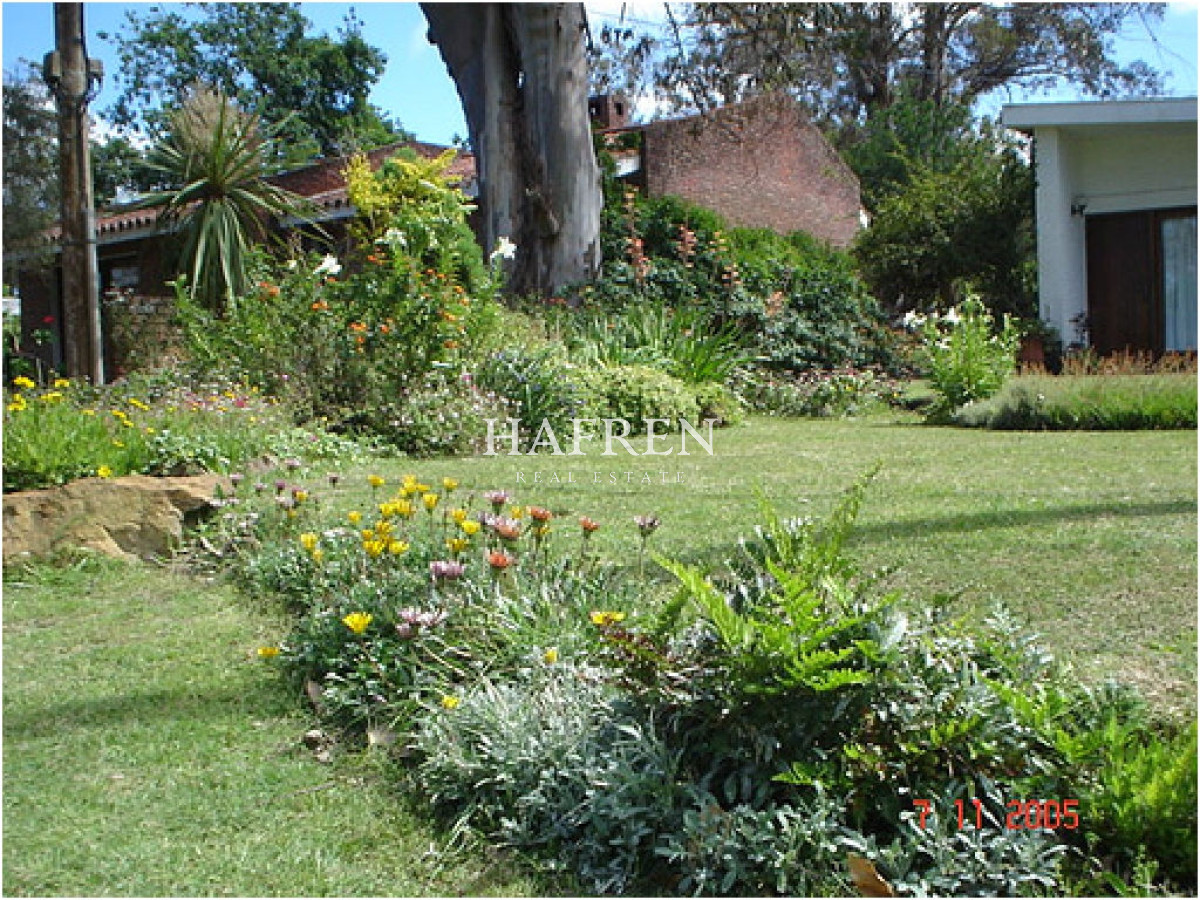 Casa ID.479 - Muy buen parque lindo entorno