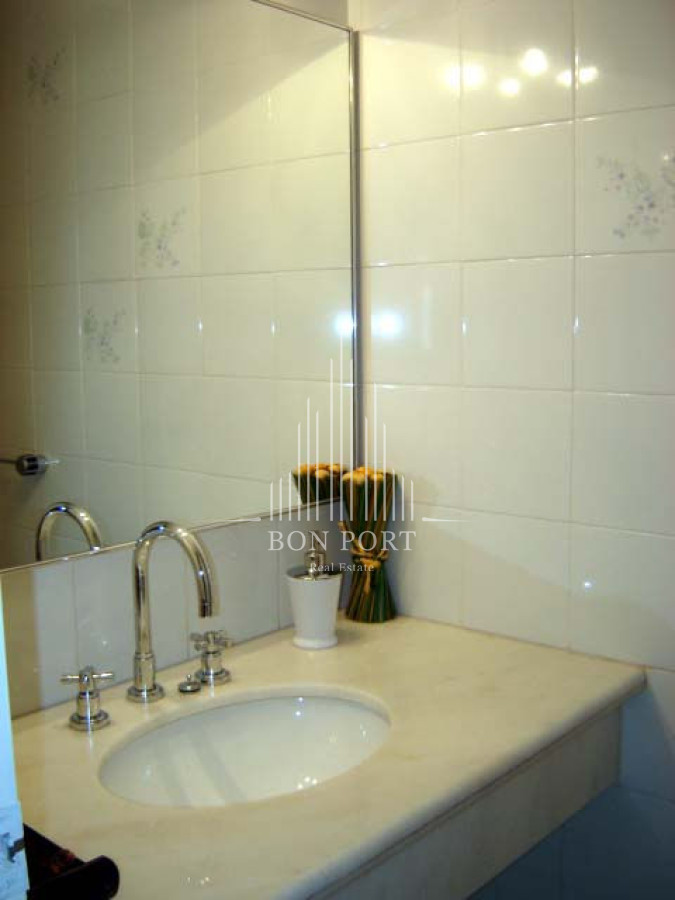 Apartamento ID.260 - Playa mansa amplia terraza 