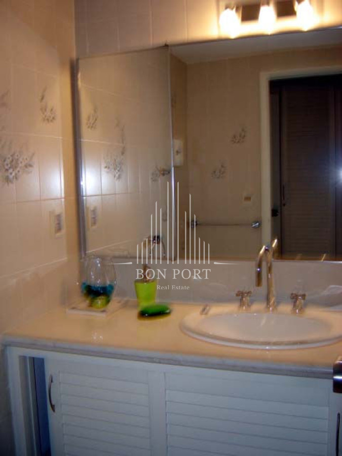 Apartamento ID.260 - Playa mansa amplia terraza 