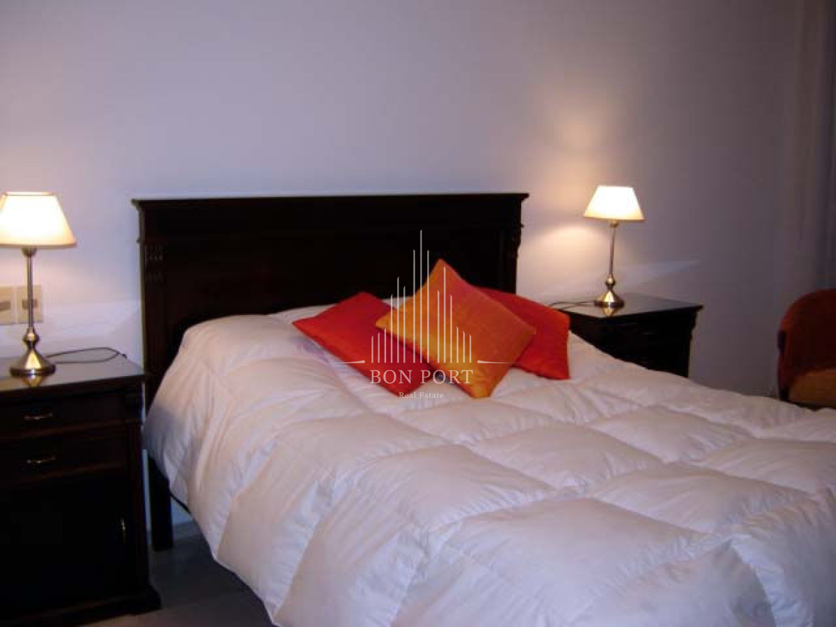 Apartamento ID.260 - Playa mansa amplia terraza 