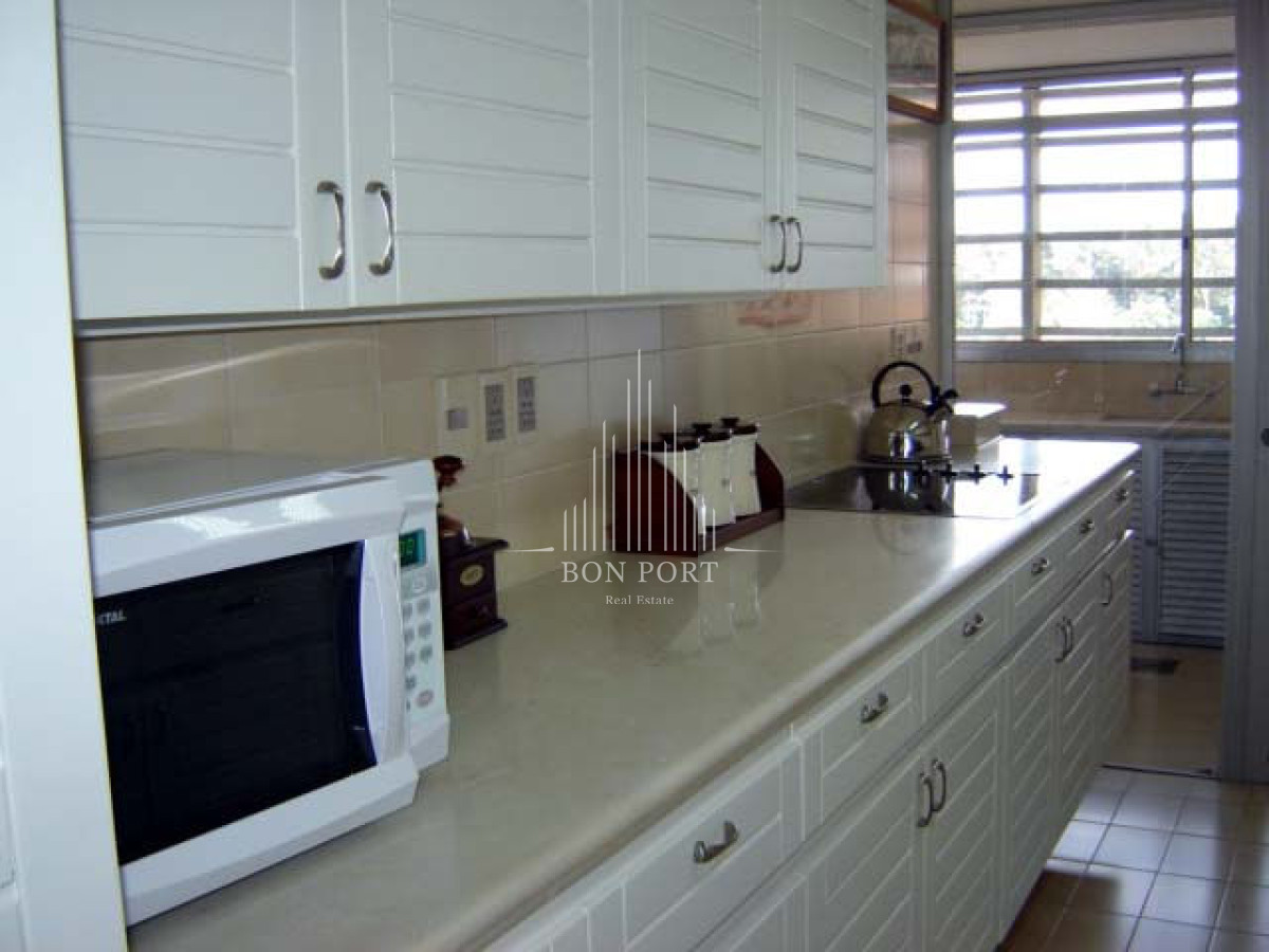 Apartamento ID.260 - Playa mansa amplia terraza 