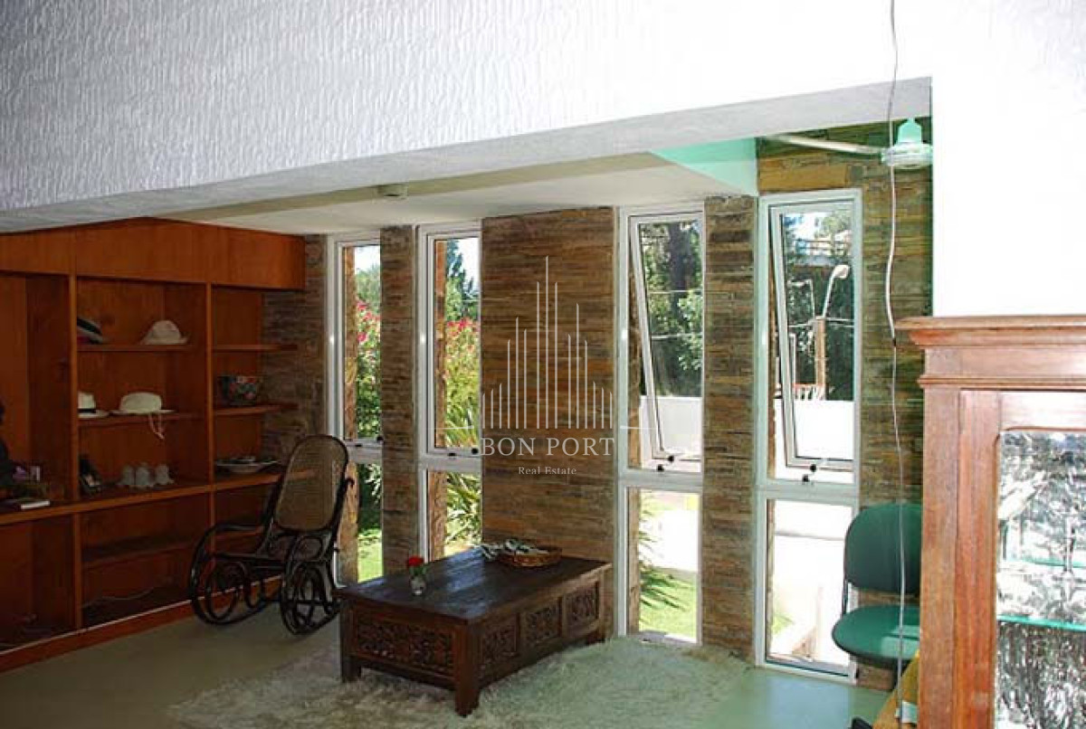 Casa ID.261 - Casa en venta en Barrio Lugano  Punta del Este