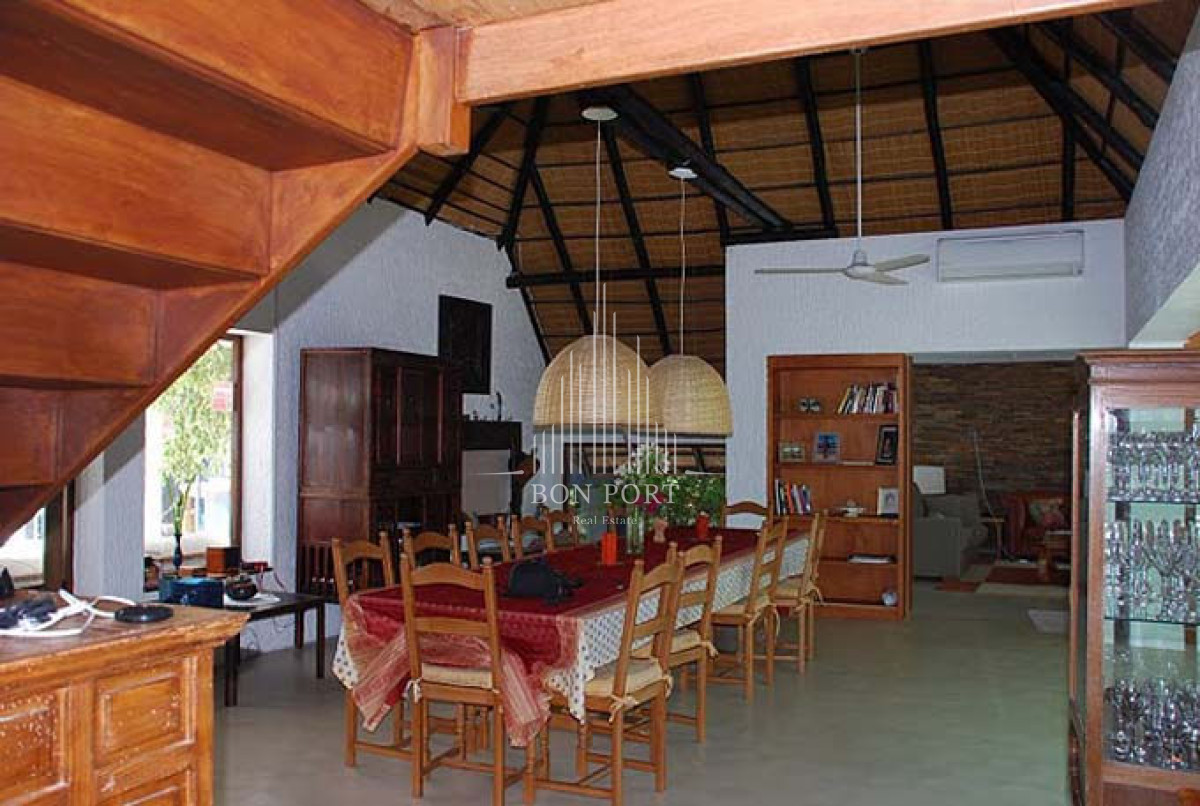 Casa ID.261 - Casa en venta en Barrio Lugano  Punta del Este