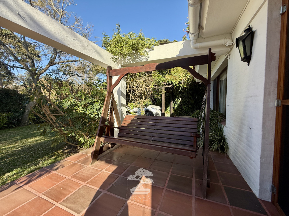 Casa ID.1190 - CASA EN VENTA - BARRIO CANTEGRIL, AV. CÓRDOVA