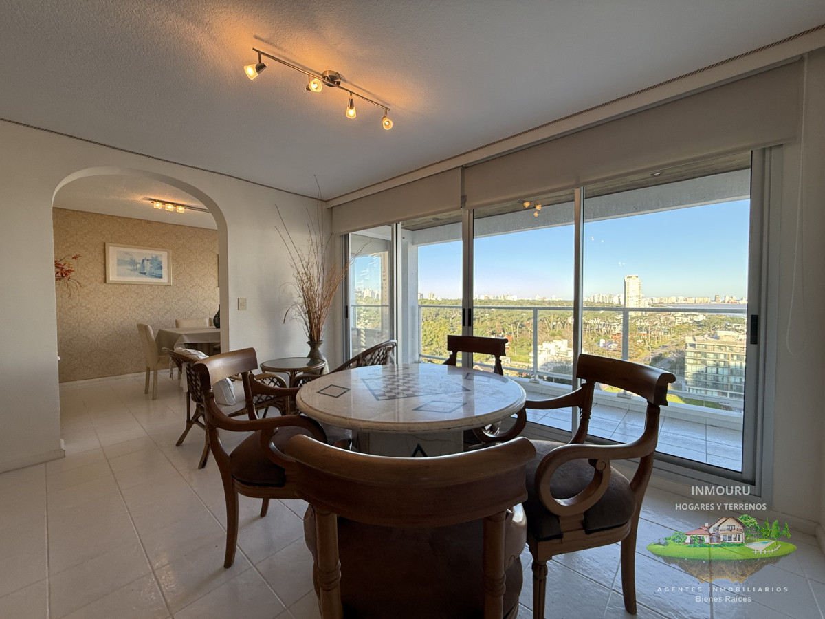 Apartamento ID.1241 - Apartamento en Mansa, 3 dormitorios  
