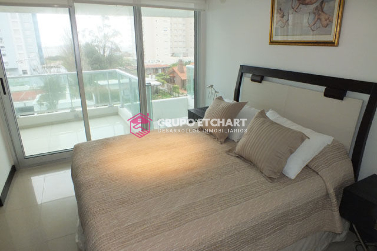 Apartamento ID.199 - Apartamento en Mansa, 2 dormitorios  con parrillero