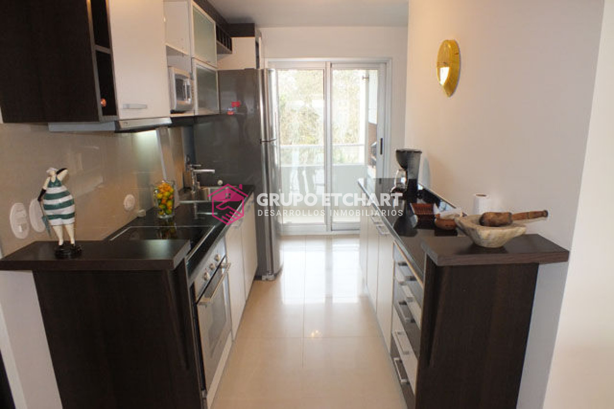 Apartamento ID.199 - Apartamento en Mansa, 2 dormitorios  con parrillero