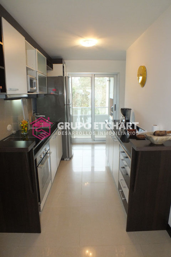 Apartamento ID.199 - Apartamento en Mansa, 2 dormitorios  con parrillero