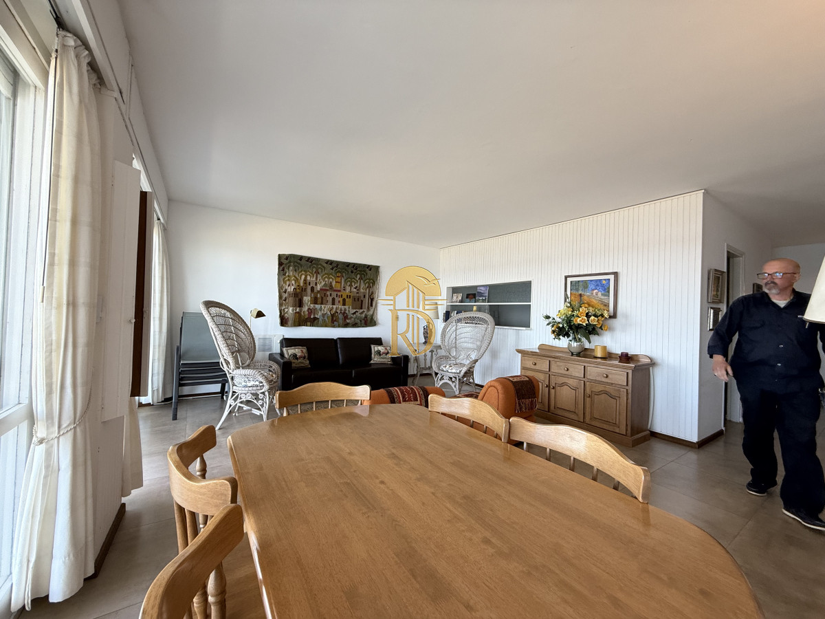 Primera linea vista excelente con hermosa terraza amplia -id-235-1