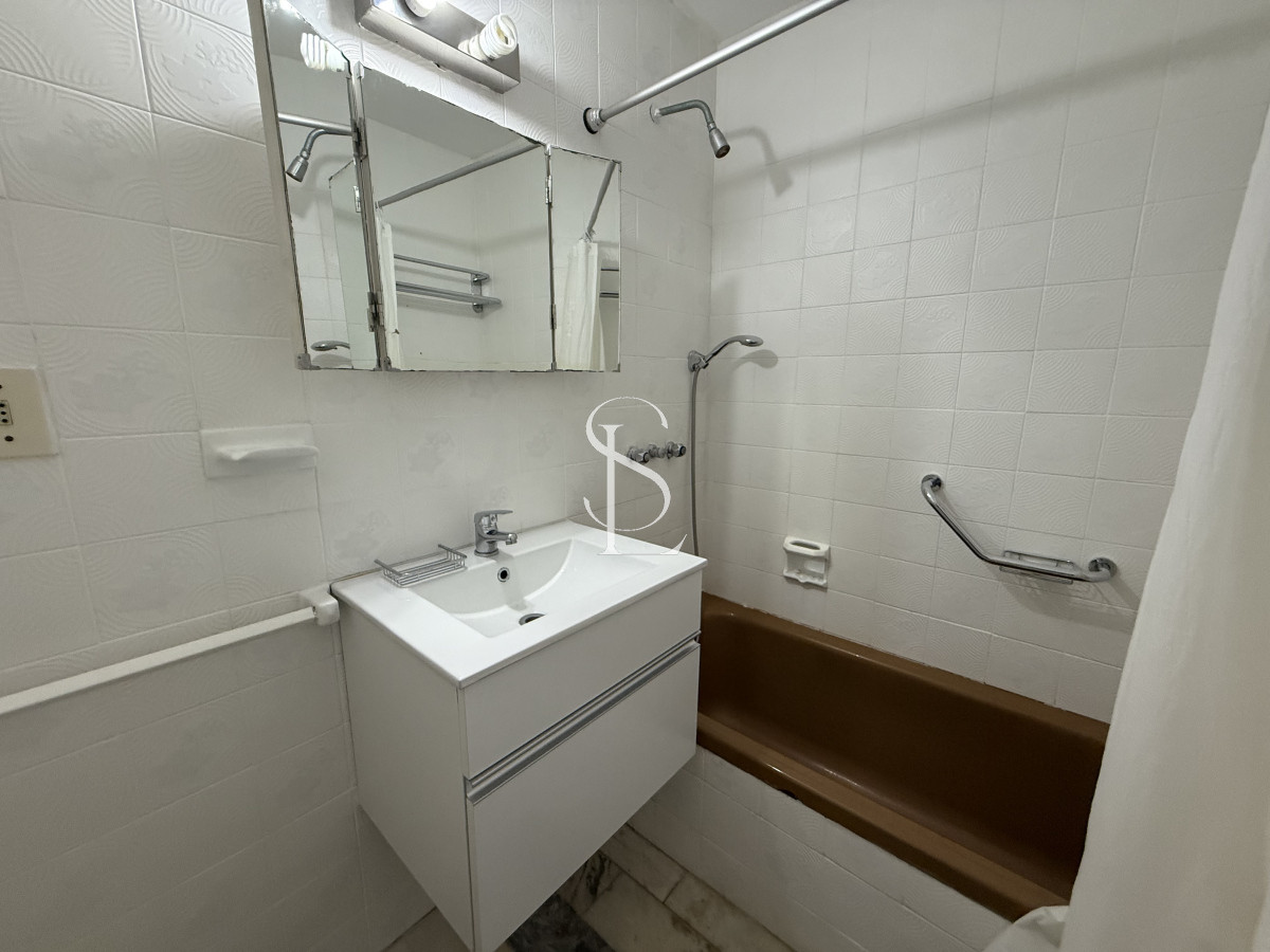 Apartamento ID.110 - Peninsula 2 dormitorios con 2 baños