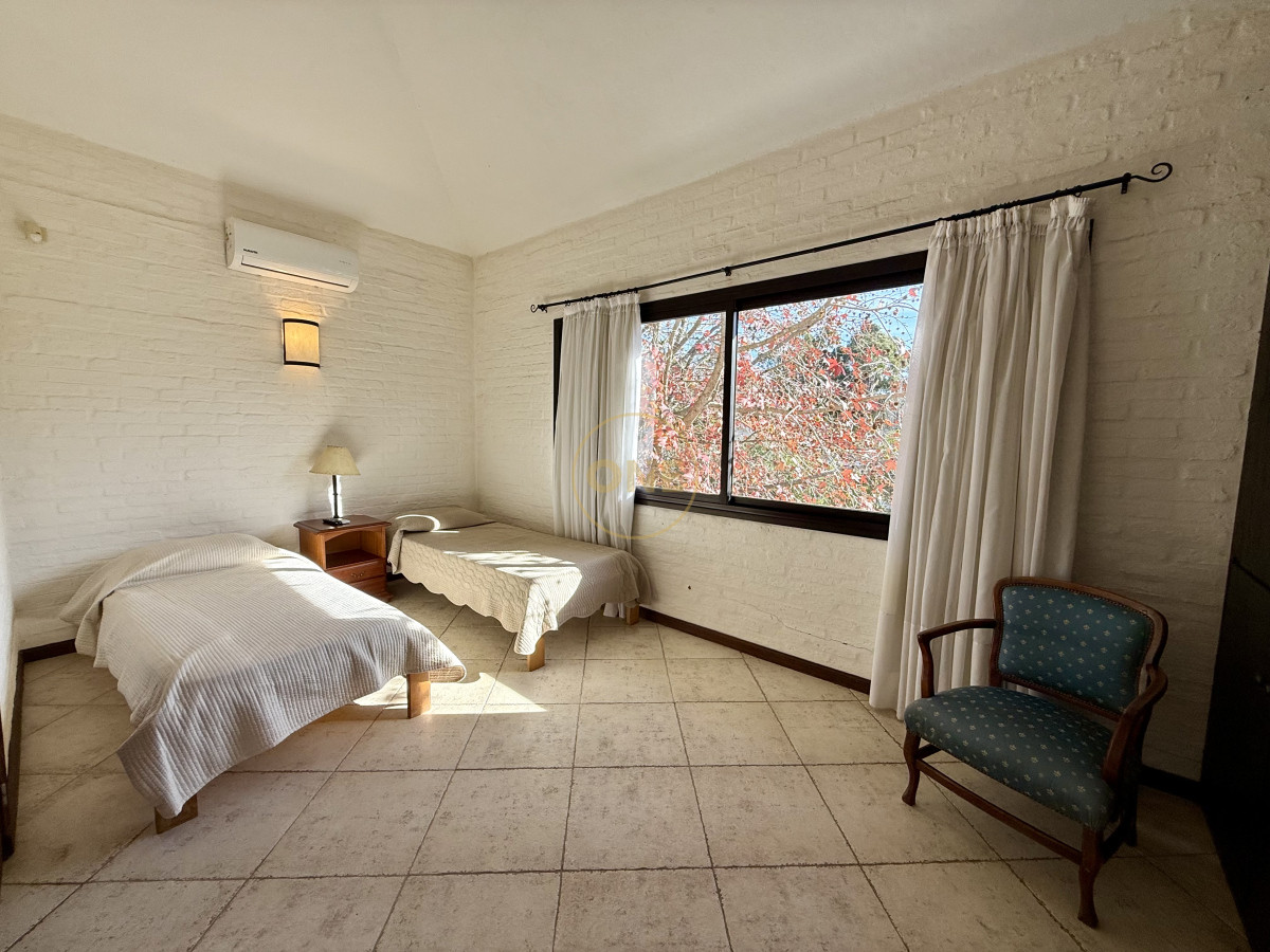 Casa ID.2163 - Chalet en Rincón del Indio a 500 metros del mar