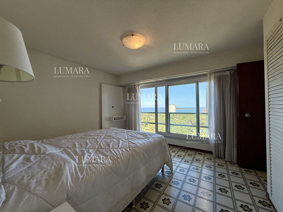 Apartamento ID.3126 - Venta de Apartamento  Parquemar Bosque  Parada 15 de Av. Roosevelt, Punta del Este