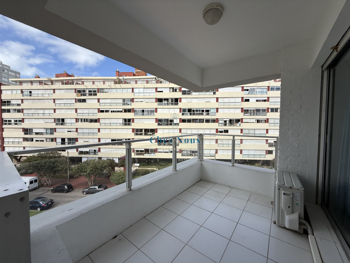 Apartamento ID.1363 - ed Triangulo con todos los servicios a pasos del  mar