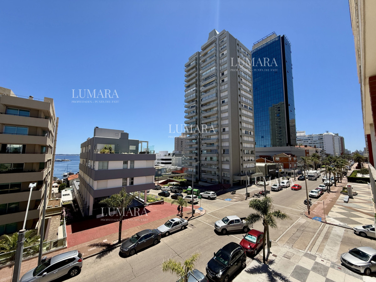 Apartamento ID.3217 - Apartamento en venta  Edificio Kennedy  Punta del Este