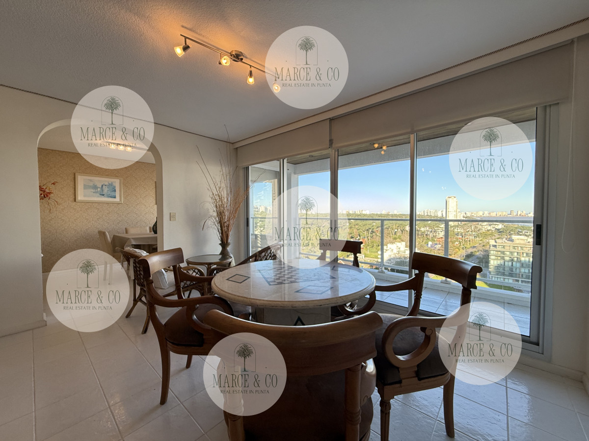 Apartamento ID.2163 - Apartamento en Venta – Lincoln Center Torre Wilson, Punta del Este