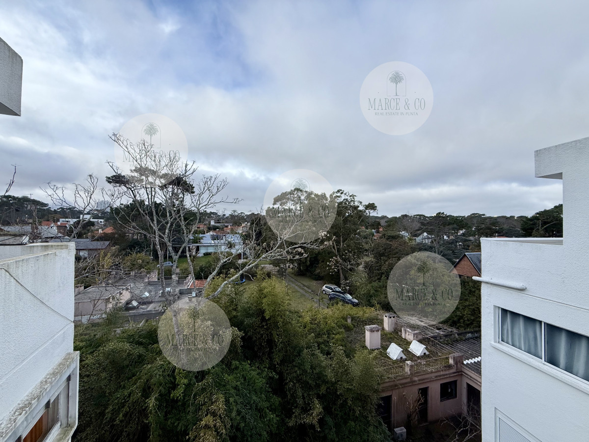 Apartamento ID.2527 - Apartamento en Edificio Mansamar - Primera Línea al Mar
