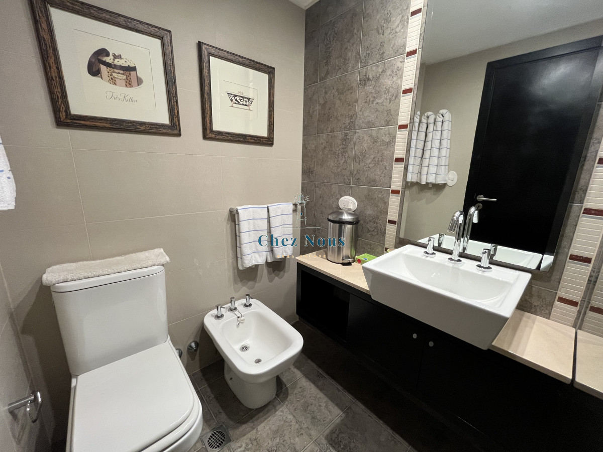 Apartamento ID.840 - Amplio apartamento en venta en torre con servicios 