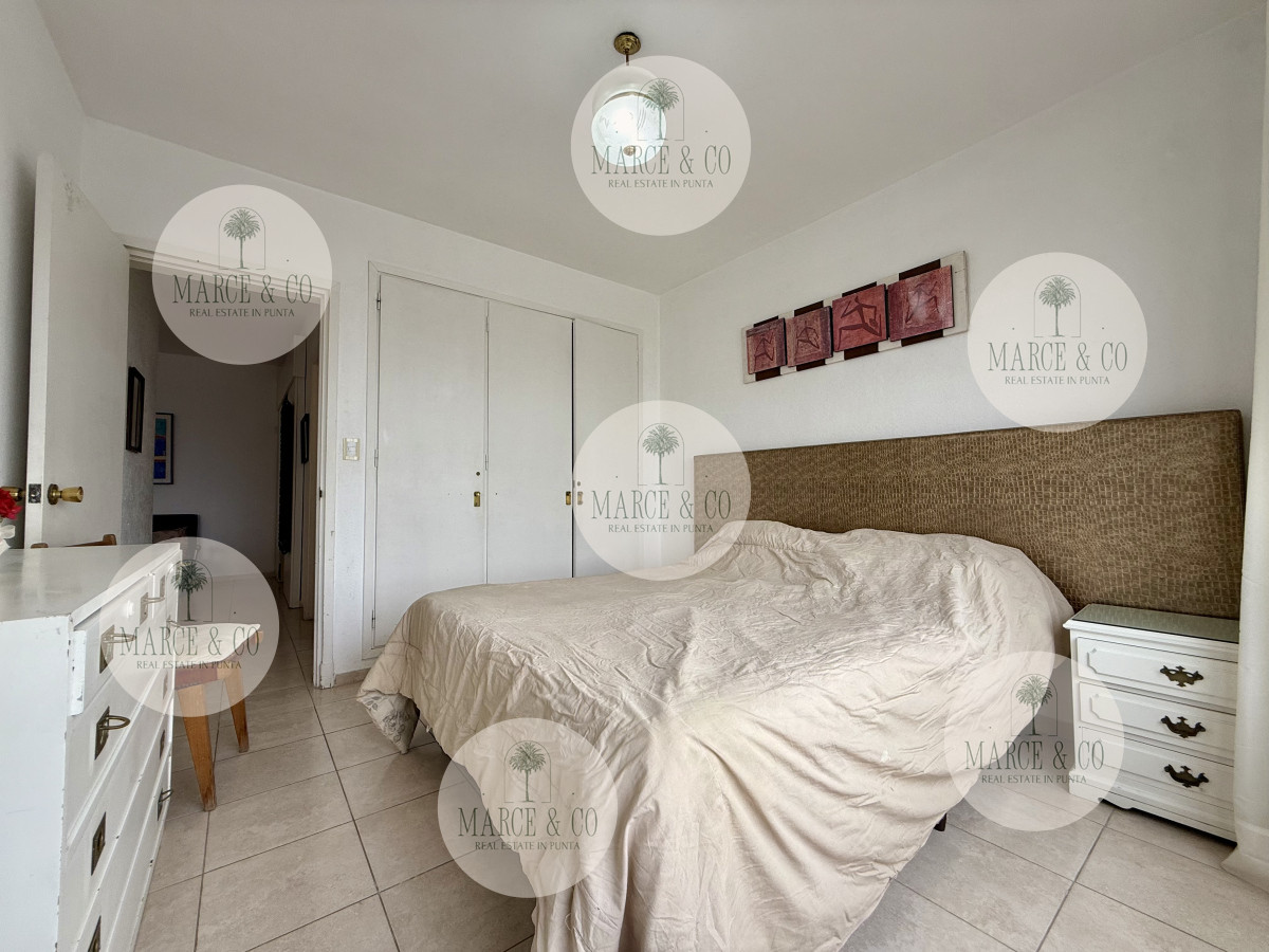 Apartamento ID.2212 - Apartamento en venta – Edificio Santos Dumont, Punta del Este