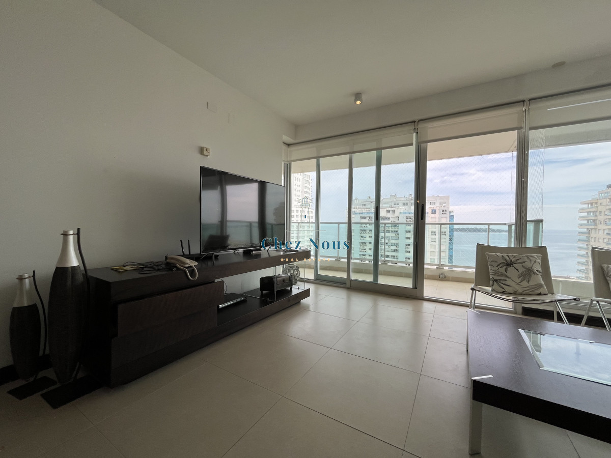 Apartamento ID.840 - Amplio apartamento en venta en torre con servicios 