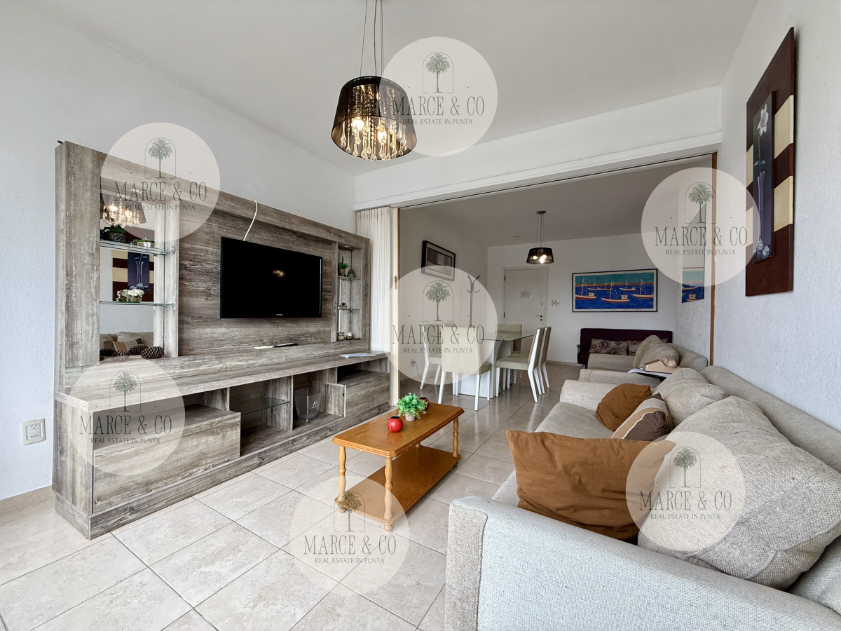 Apartamento ID.2212 - Apartamento en venta – Edificio Santos Dumont, Punta del Este